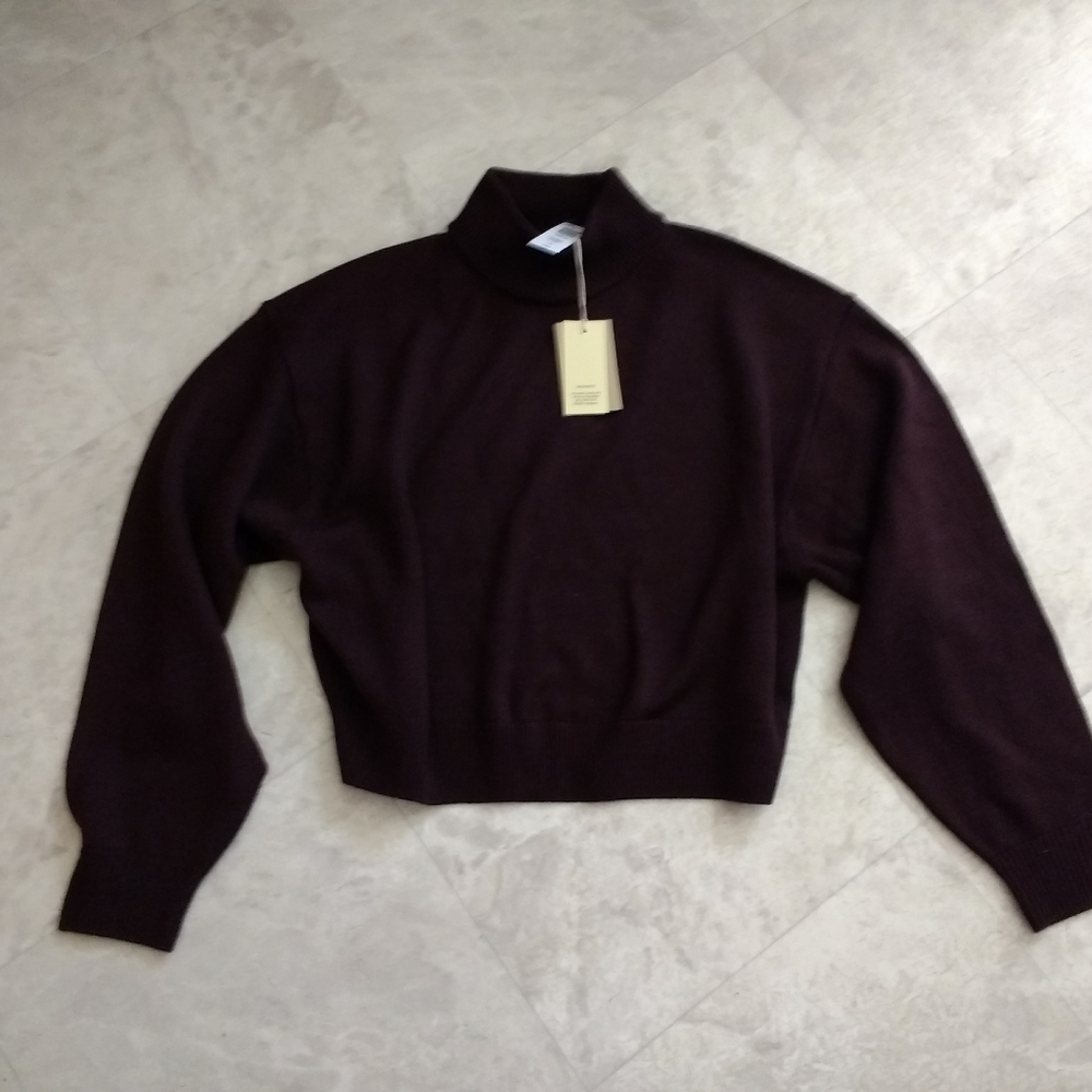 NEW Wool Cropped Sweater